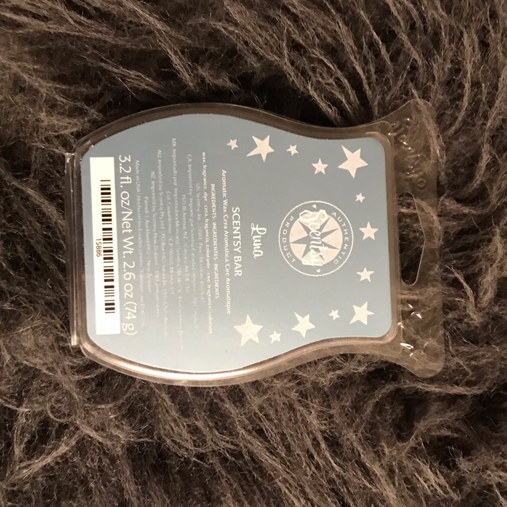 Scentsy Luna